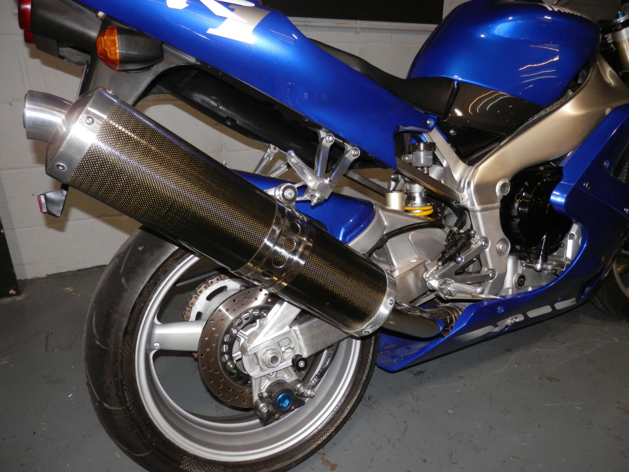 Yamaha YZF R1 1000