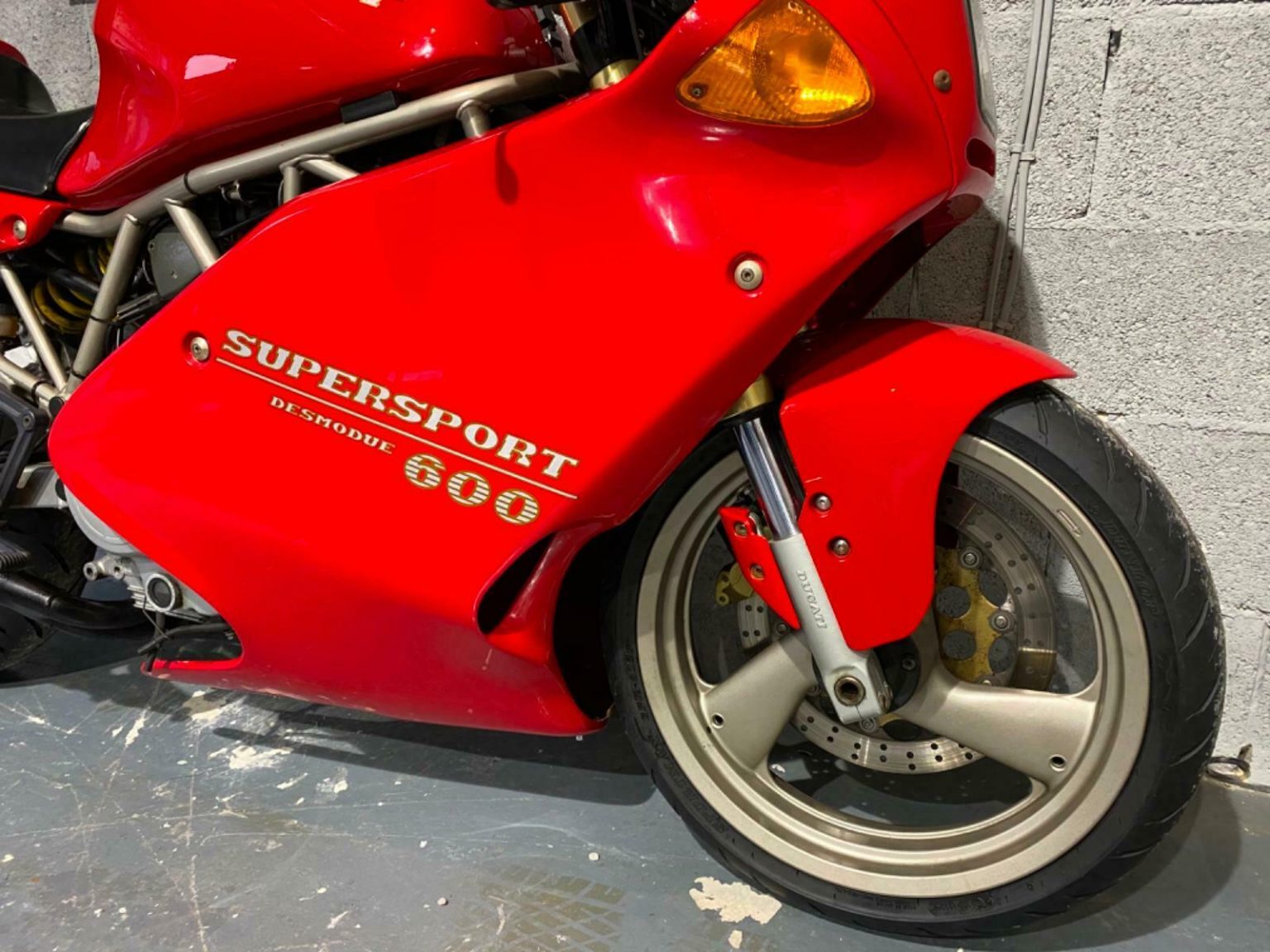 ducati 600 supersport